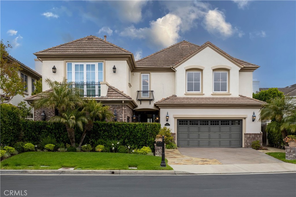 6 Jupiter Hills Drive