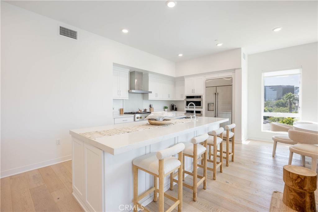 3400 Rivington