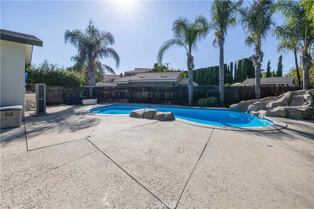 2919 E Athens Avenue