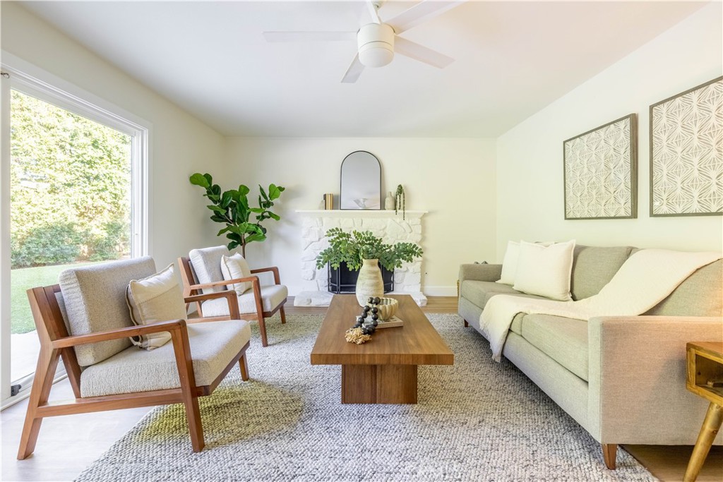 2919 E Athens Avenue