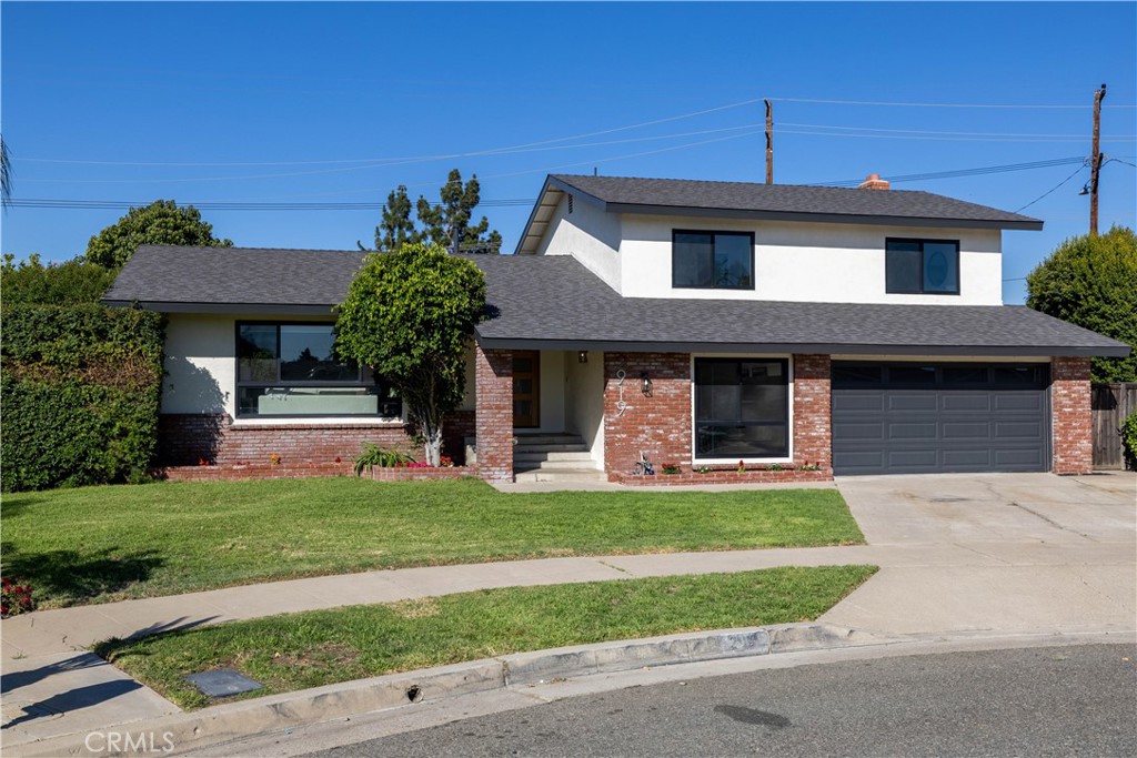 2919 E Athens Avenue