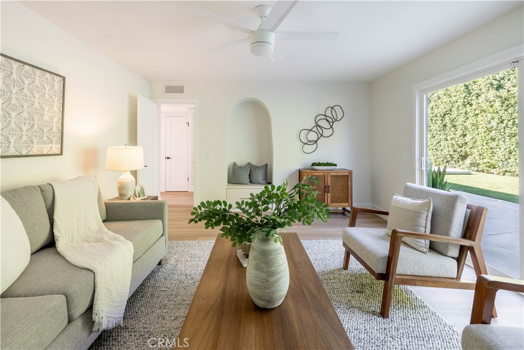 2919 E Athens Avenue