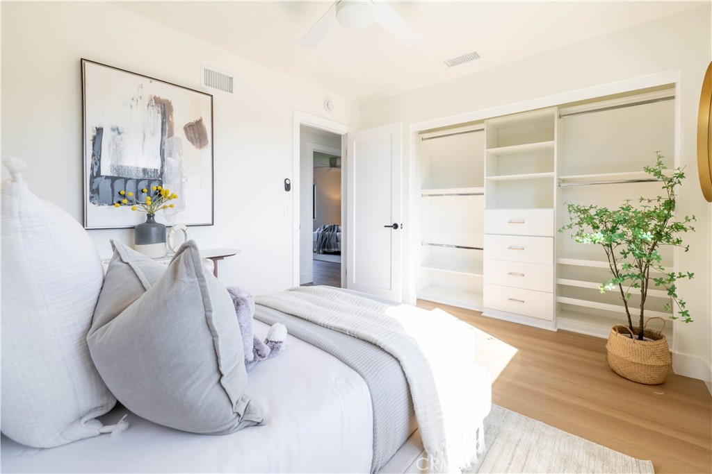 2919 E Athens Avenue