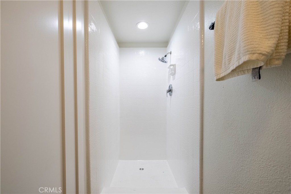 2919 E Athens Avenue