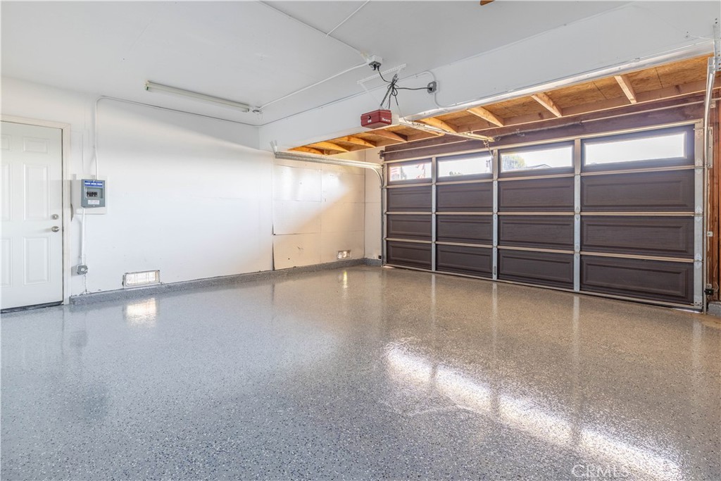 2919 E Athens Avenue