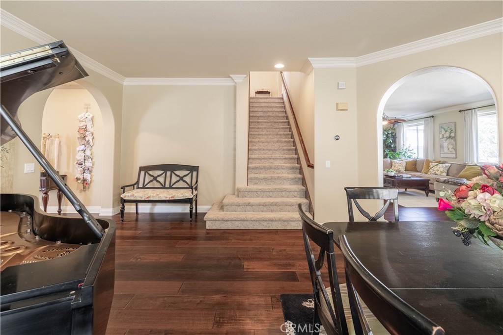 2589 N Promontory
