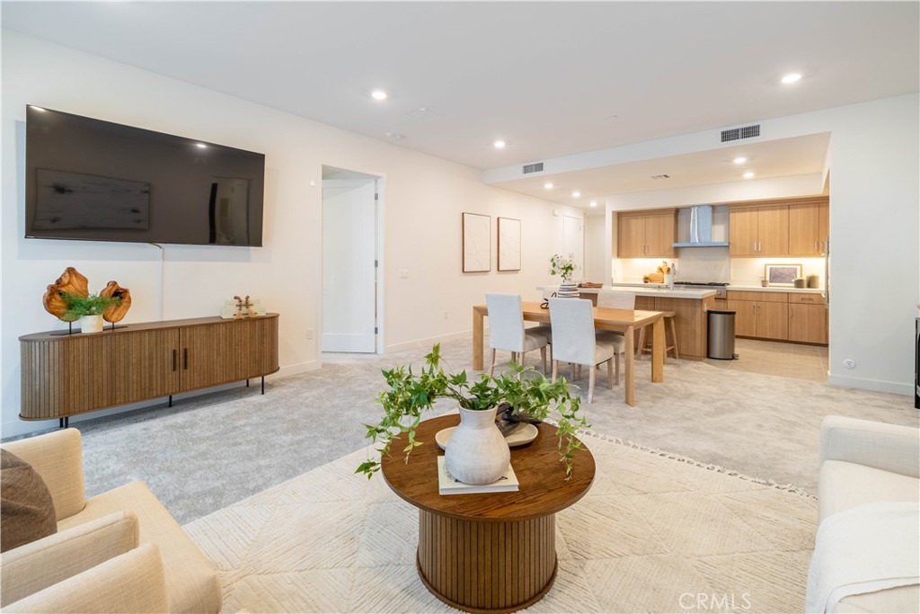 1107 Rivington