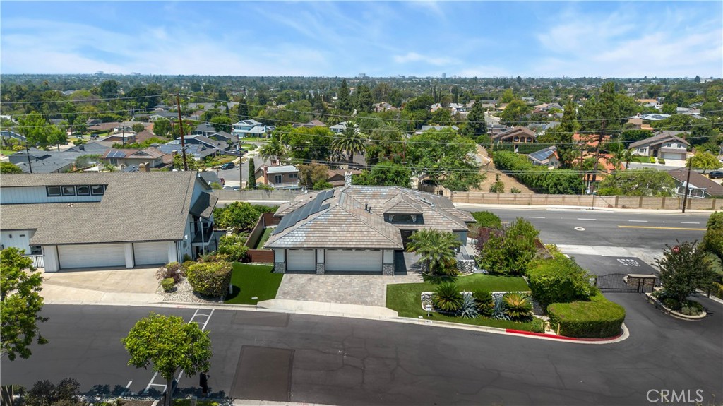 18772 Winnwood