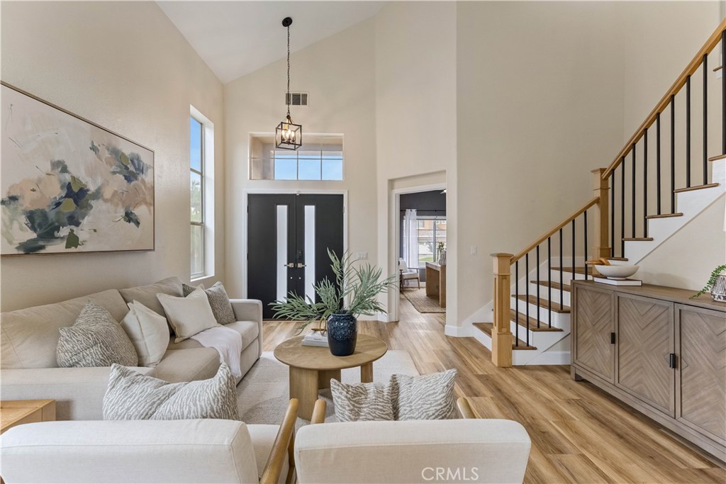 2688 N Bentley