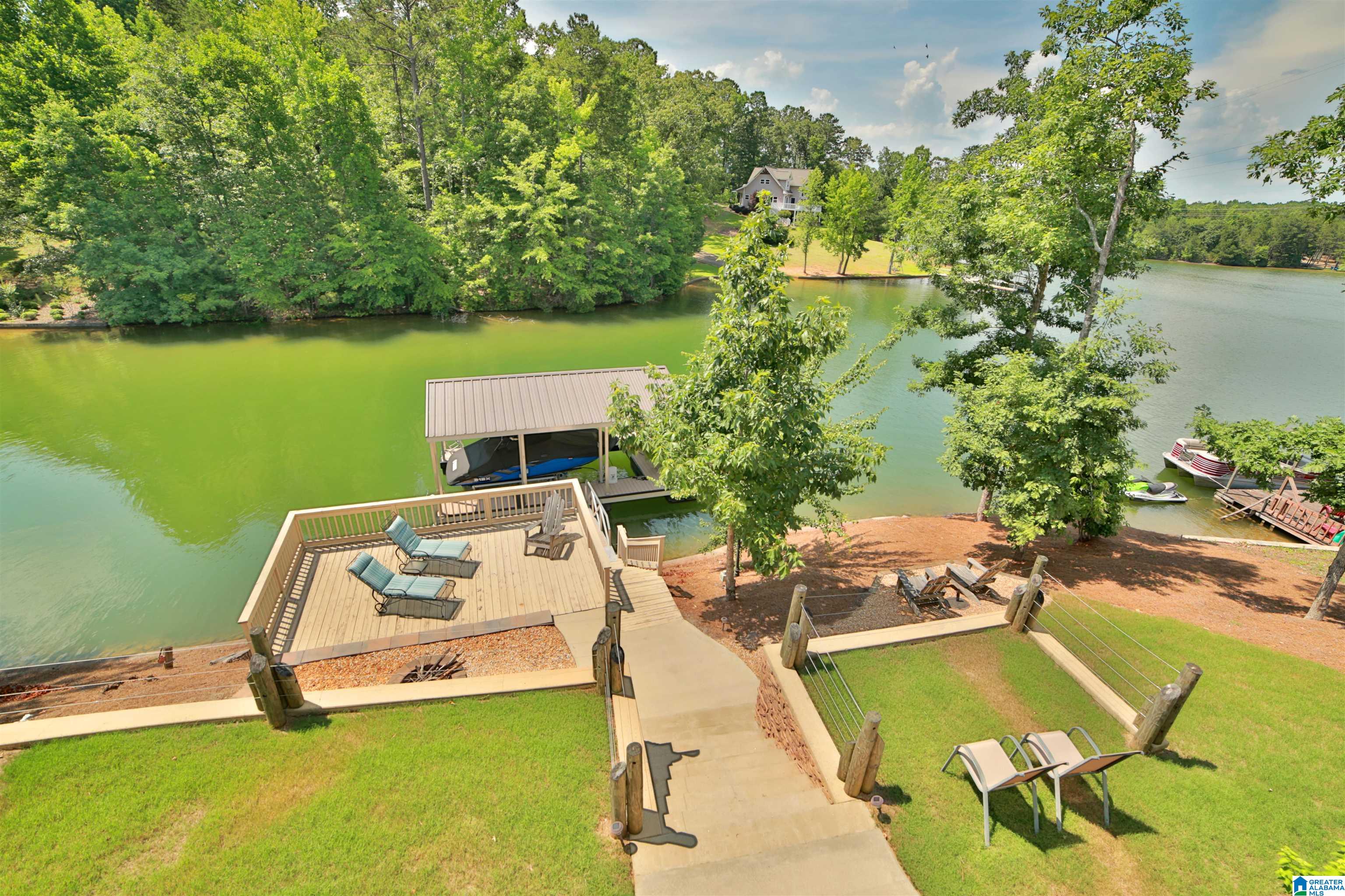 318 NEW HARMONY DRIVE