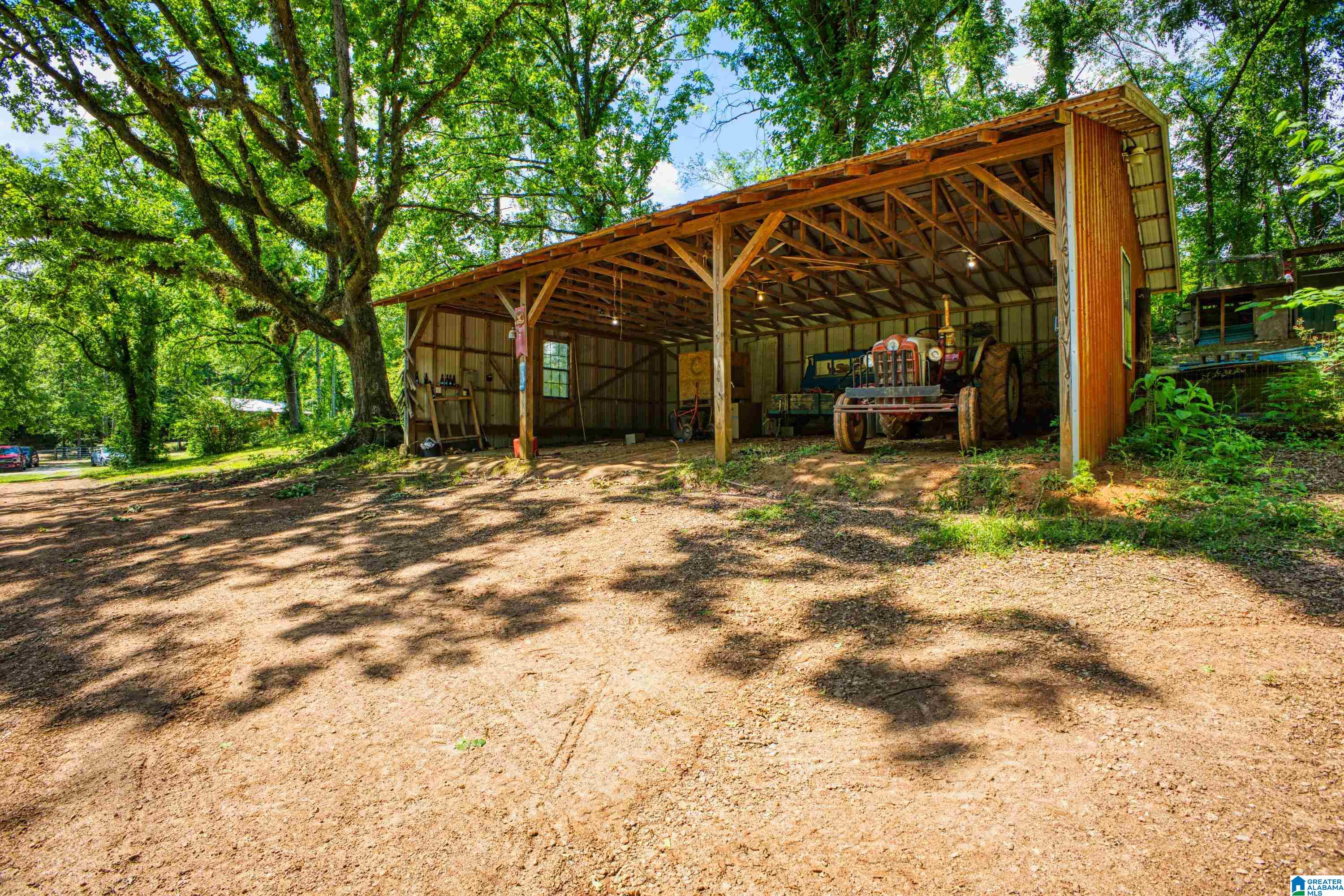 3447 COUNTY ROAD 82
