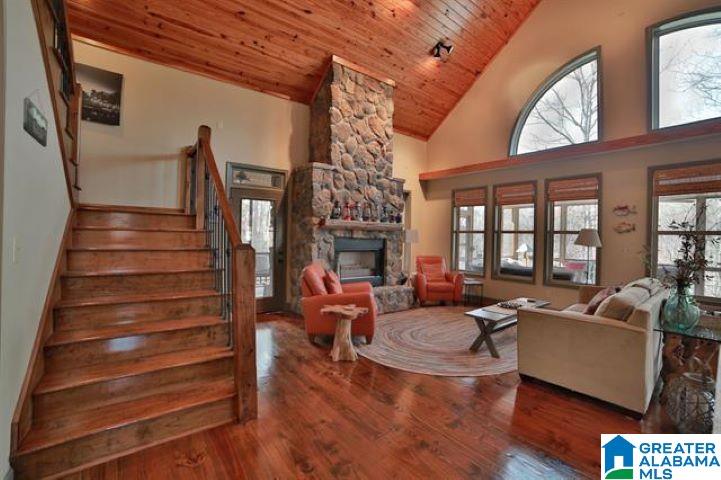 183 BLACKBERRY DRIVE