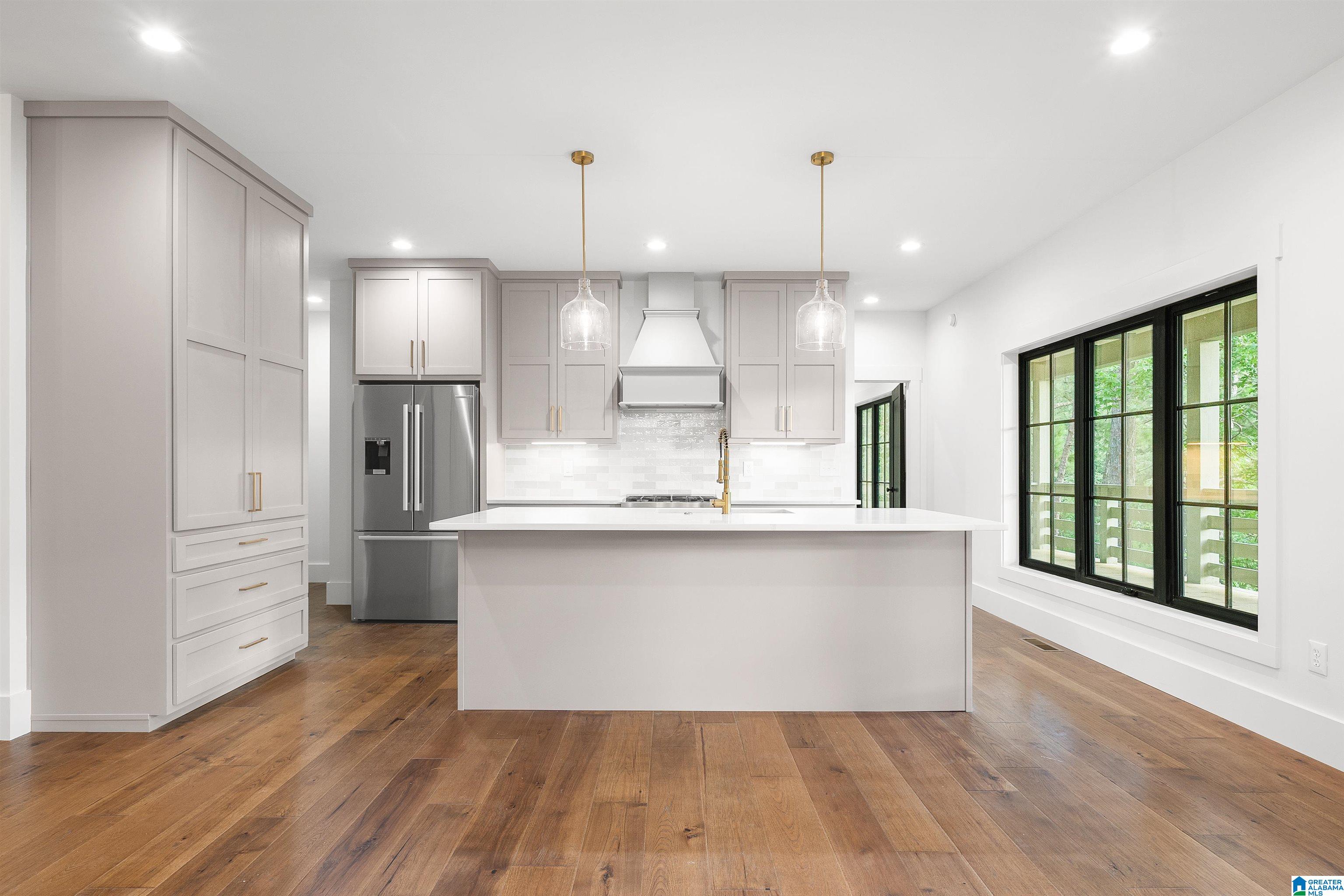 319 COUNTY ROAD 2404