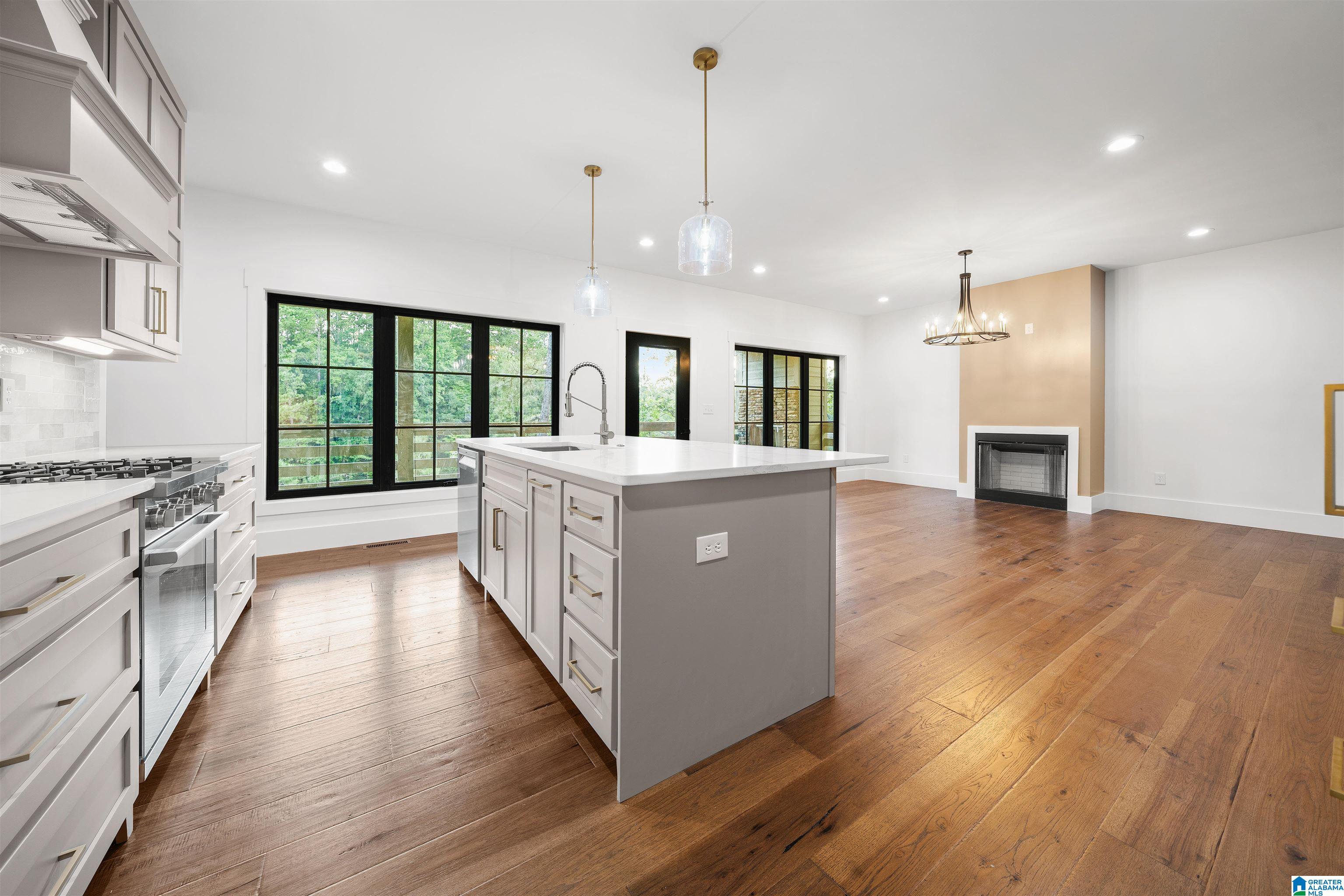 319 COUNTY ROAD 2404