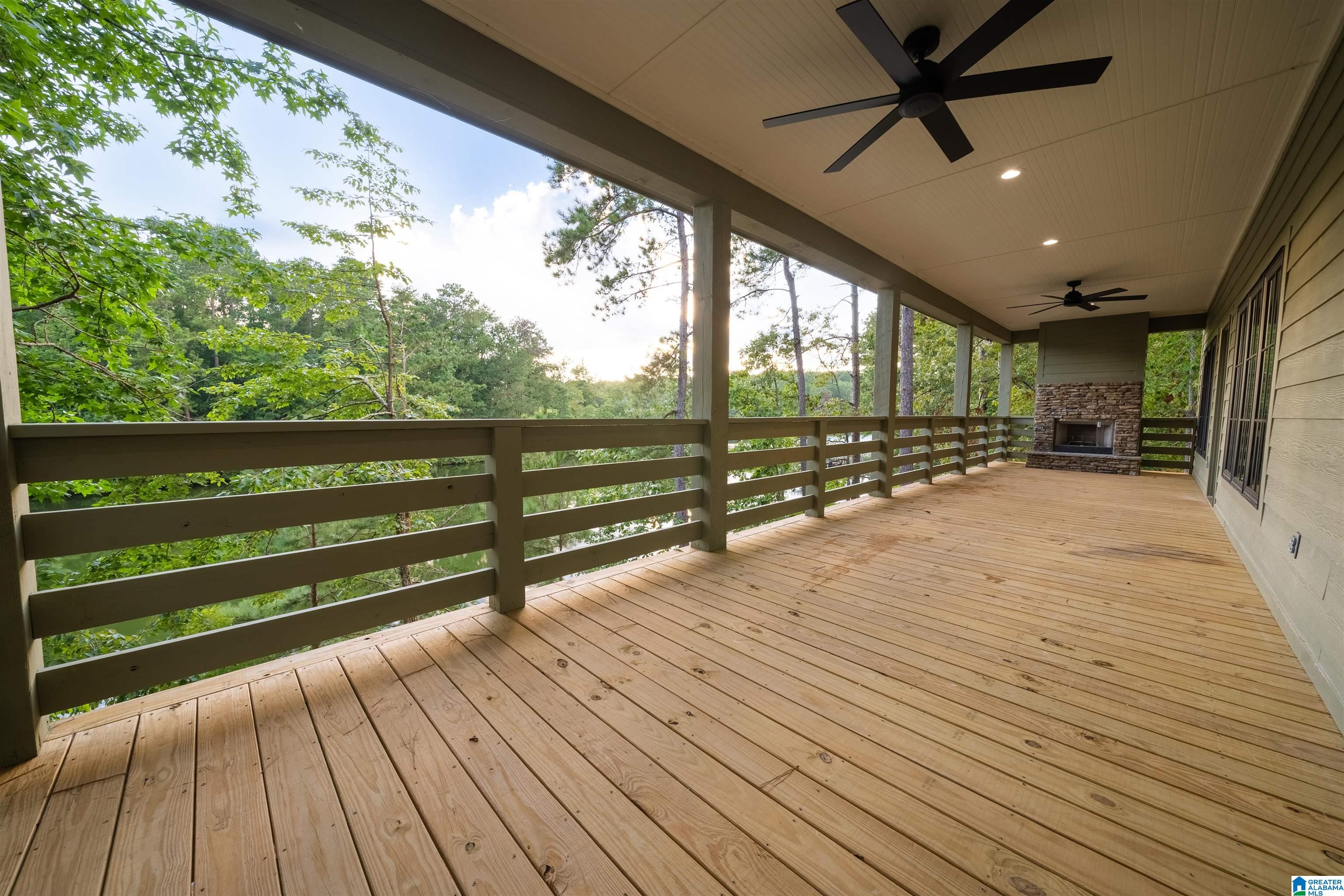 319 COUNTY ROAD 2404