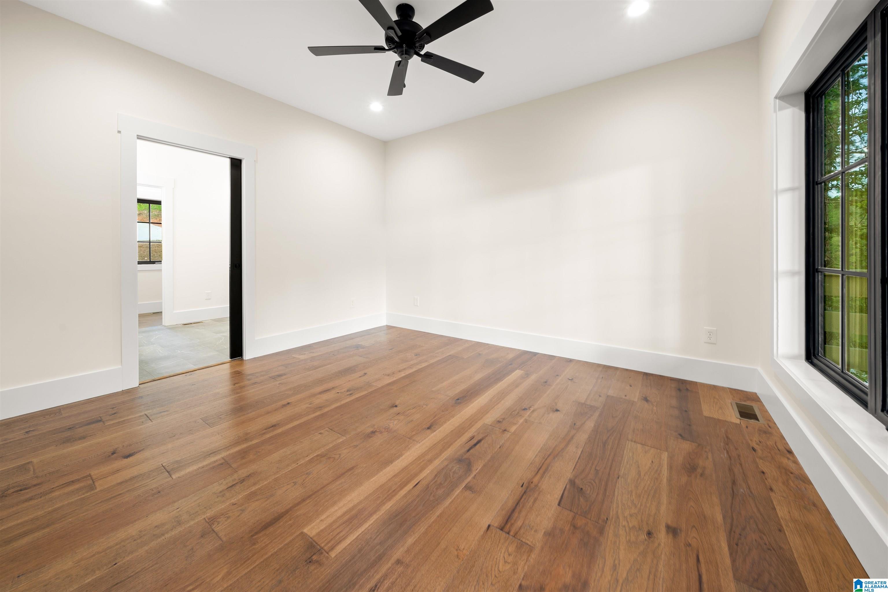 319 COUNTY ROAD 2404