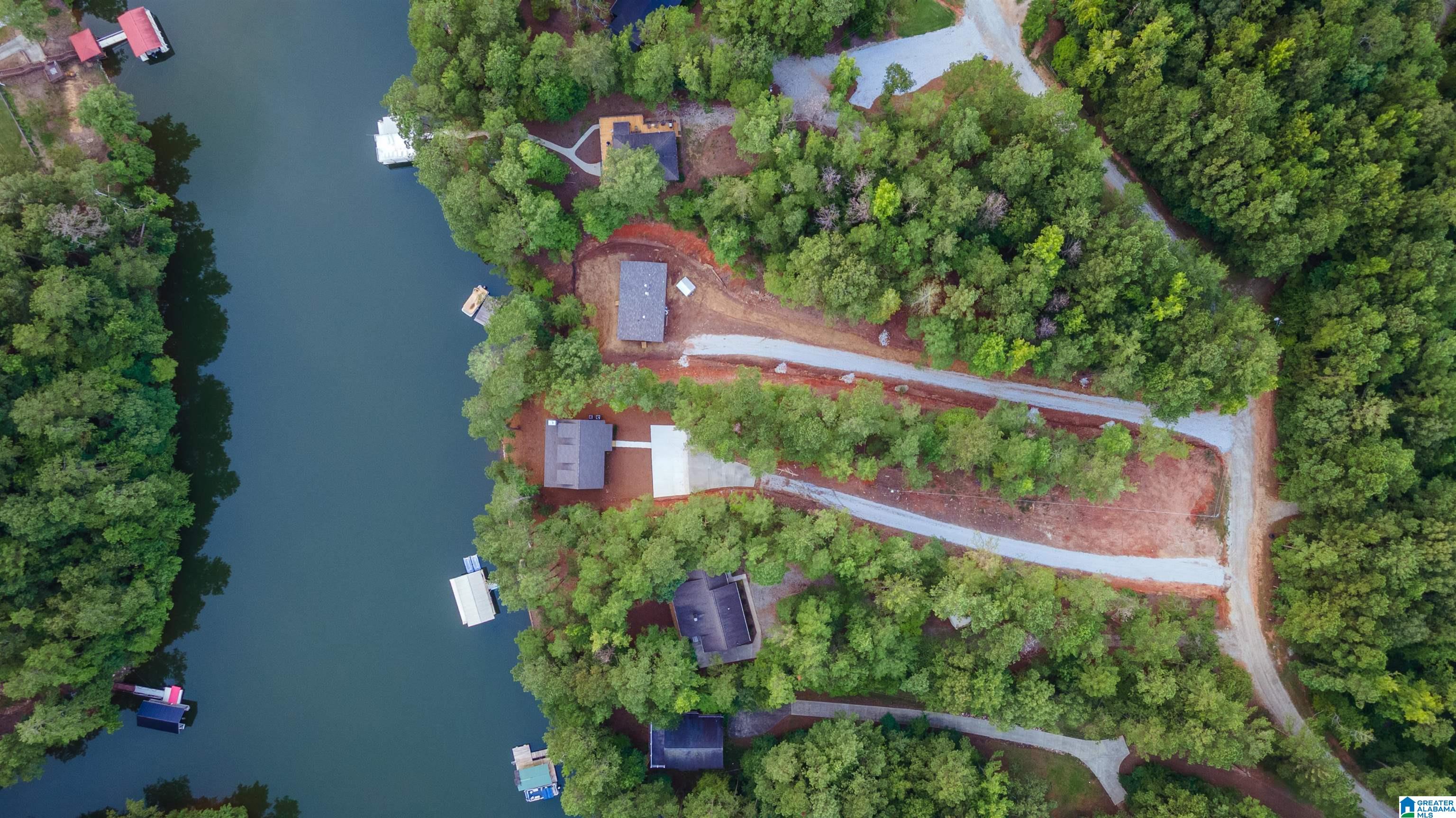 319 COUNTY ROAD 2404