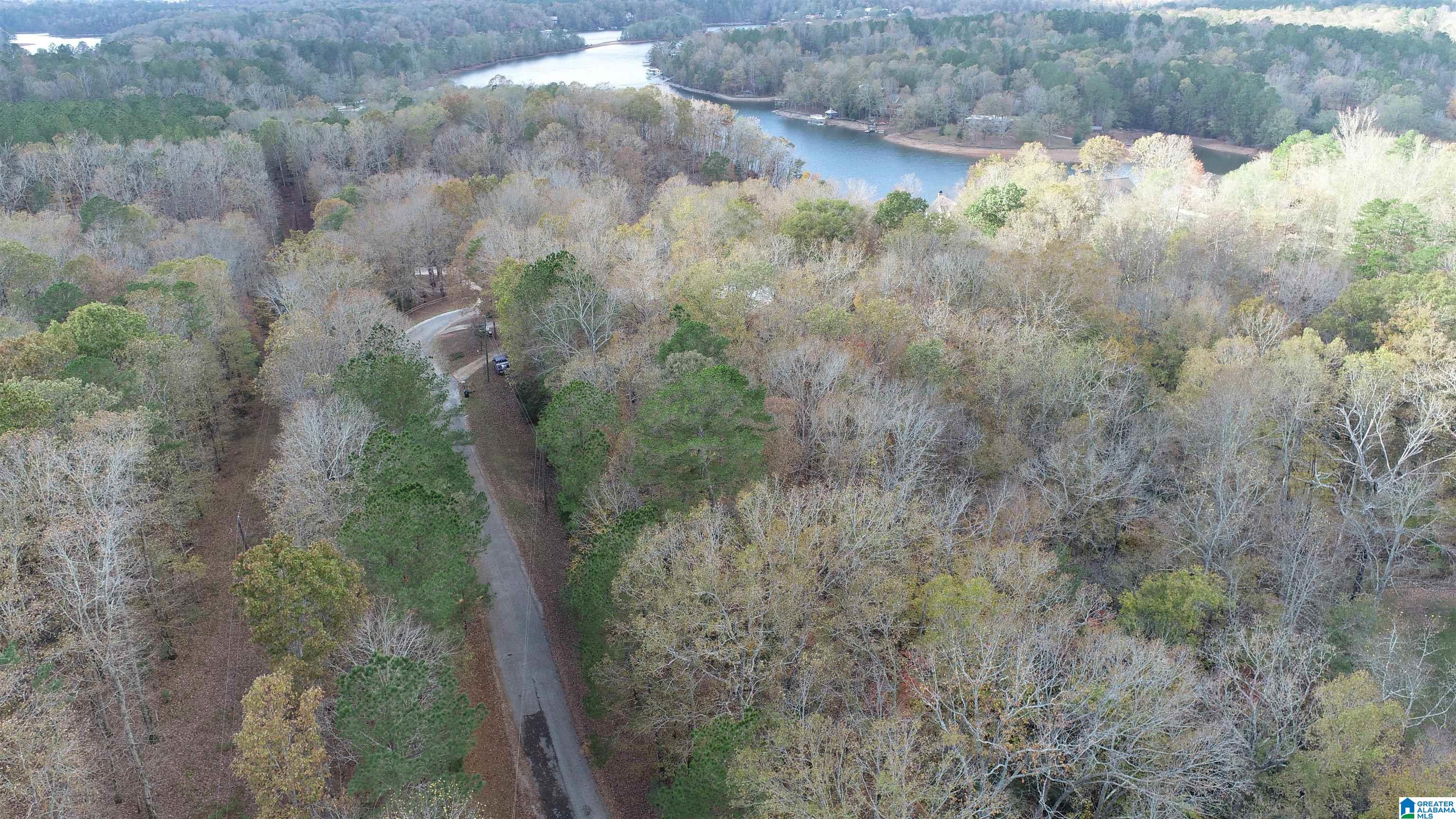 0 BLUFFS CIRCLE 21,22