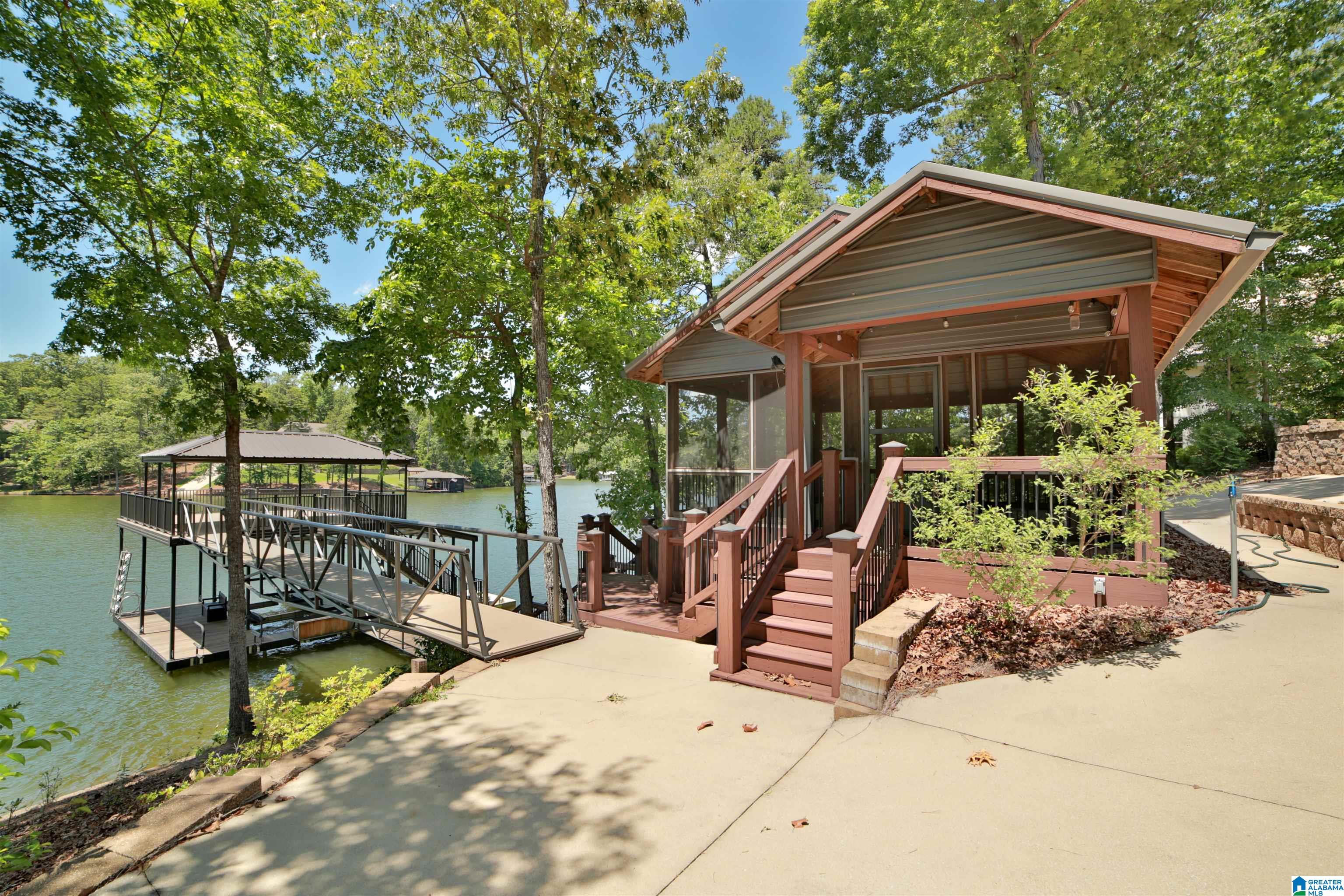 158 AZALEA DRIVE