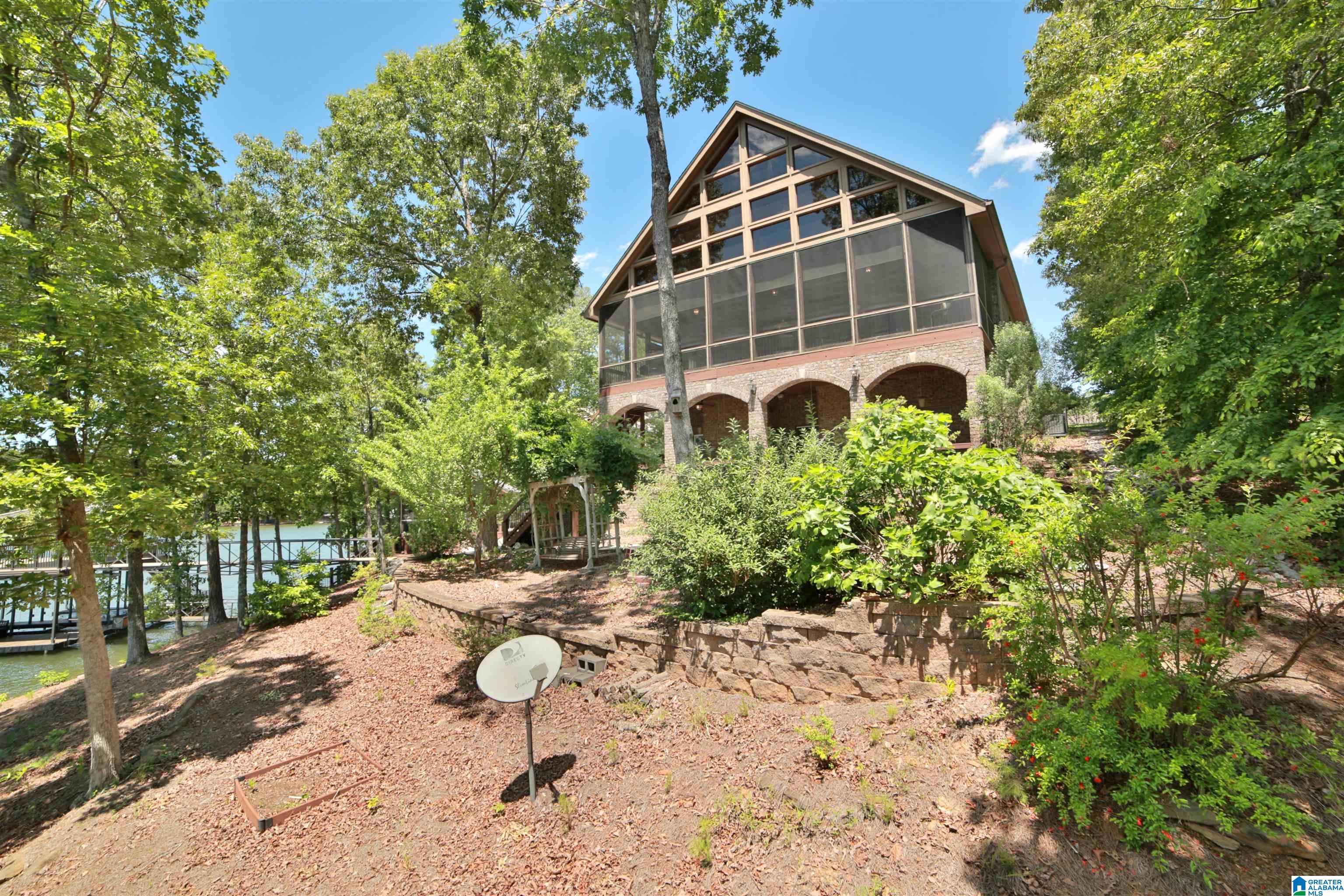 158 AZALEA DRIVE