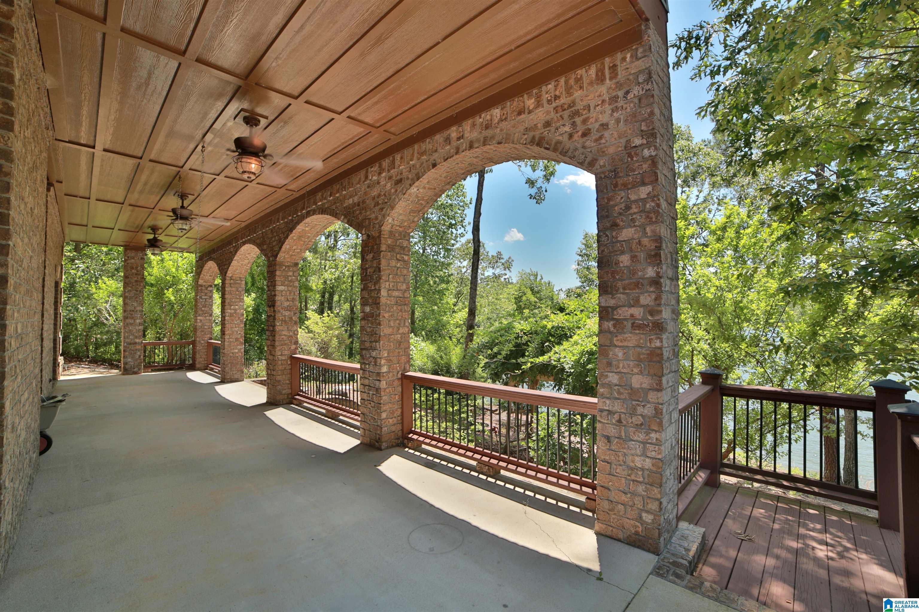 158 AZALEA DRIVE