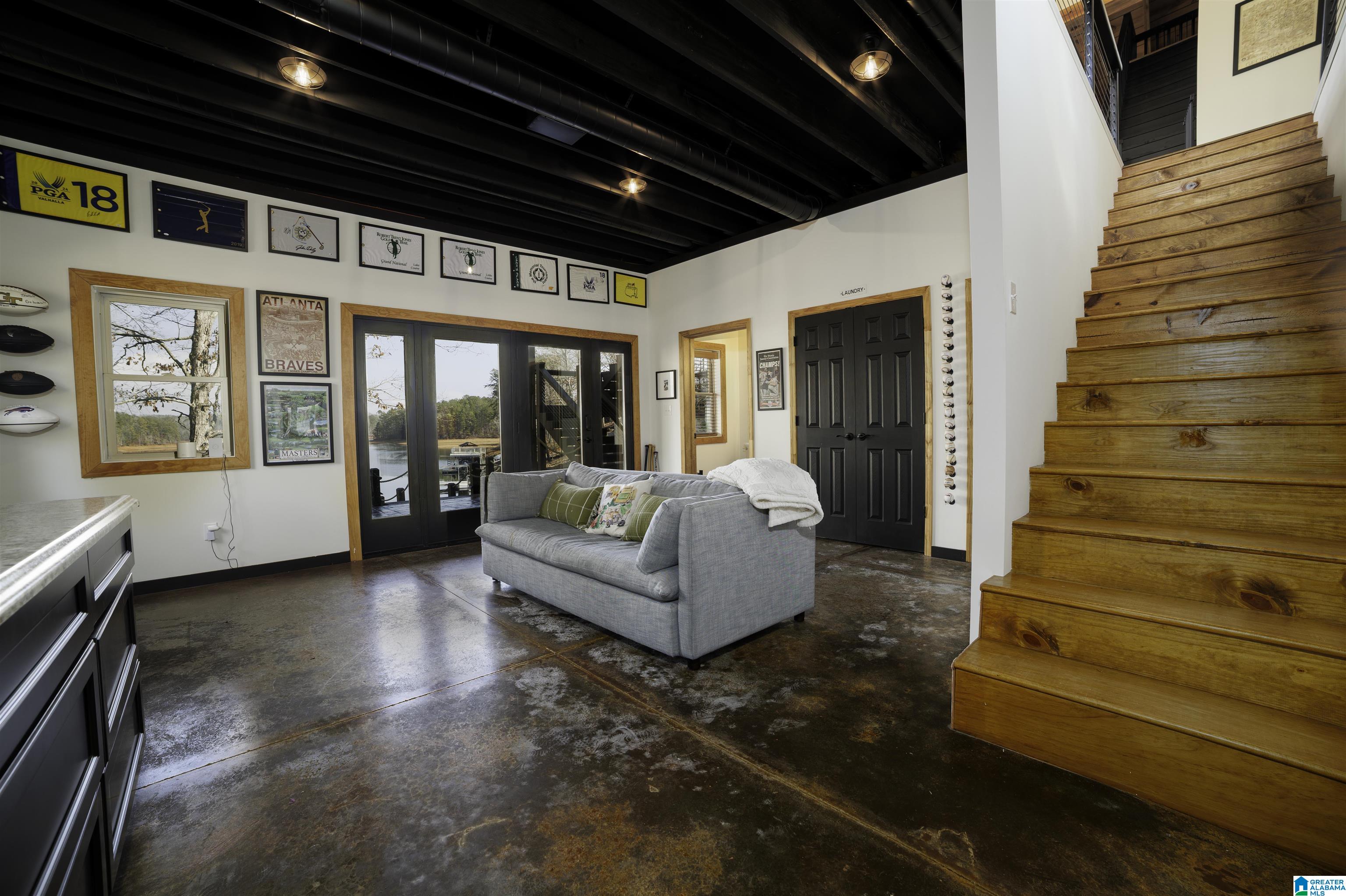 205 DOLLYS MANOR ROAD