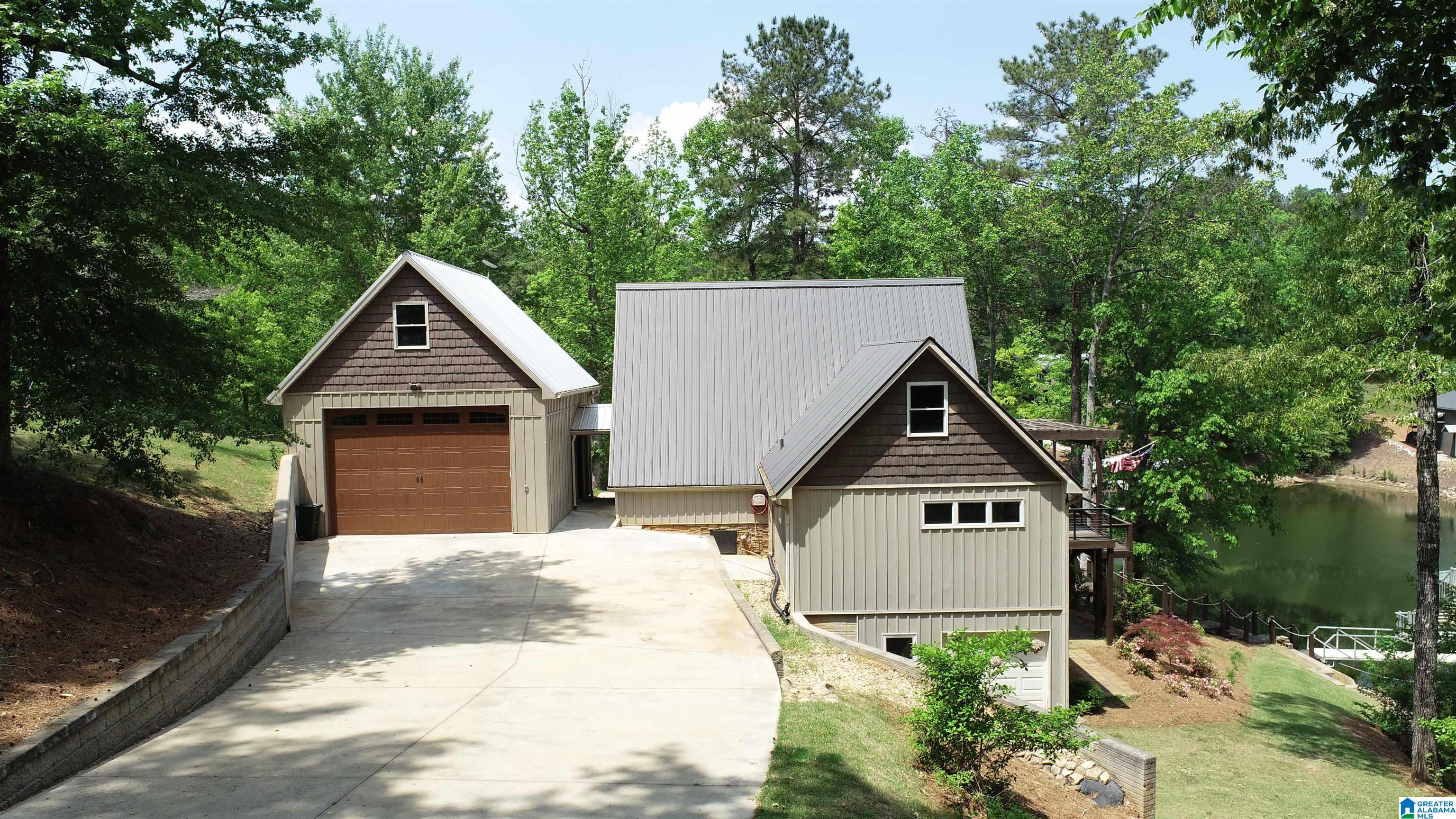 205 DOLLYS MANOR ROAD