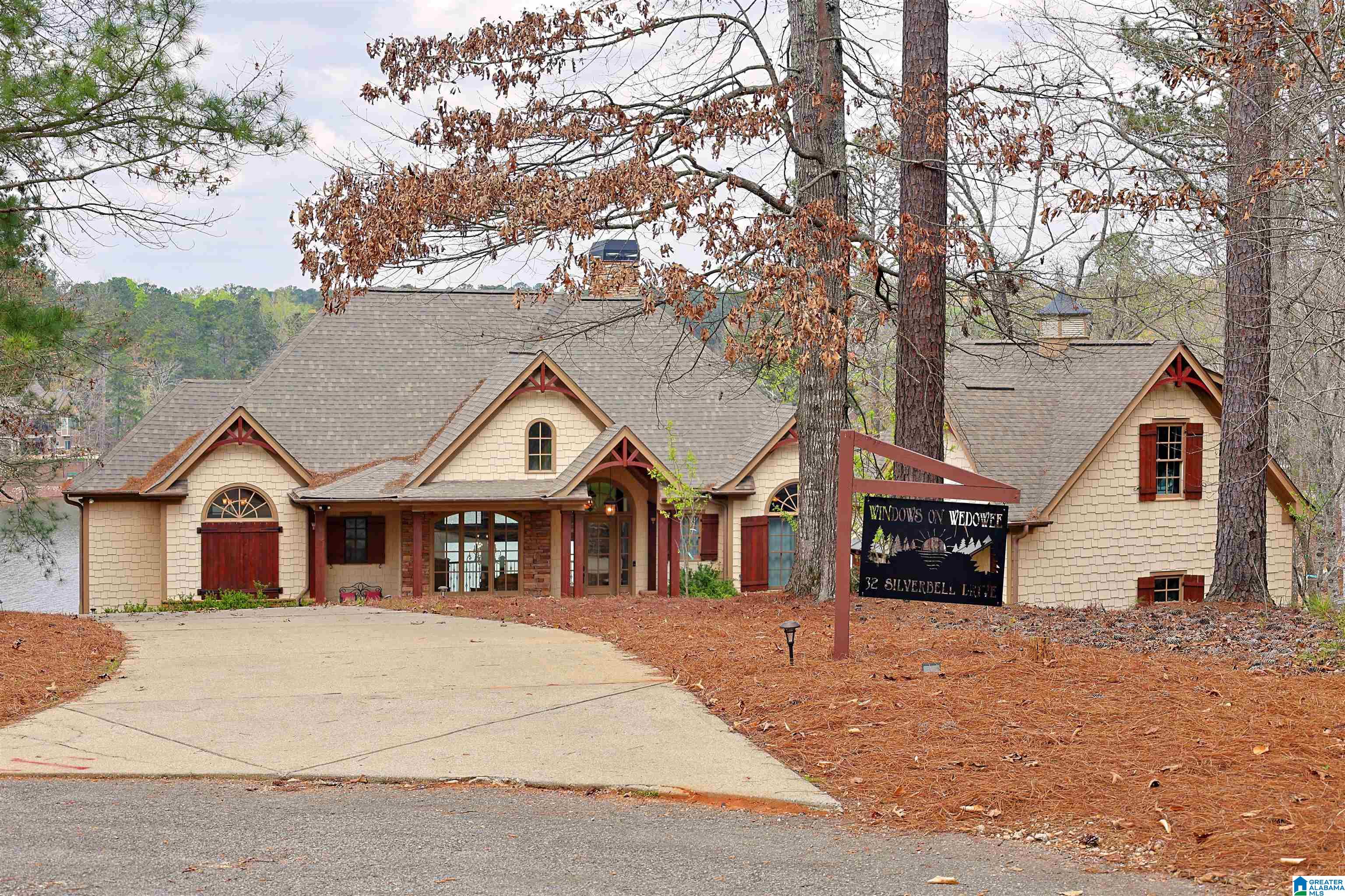 32 SILVERBELL DRIVE