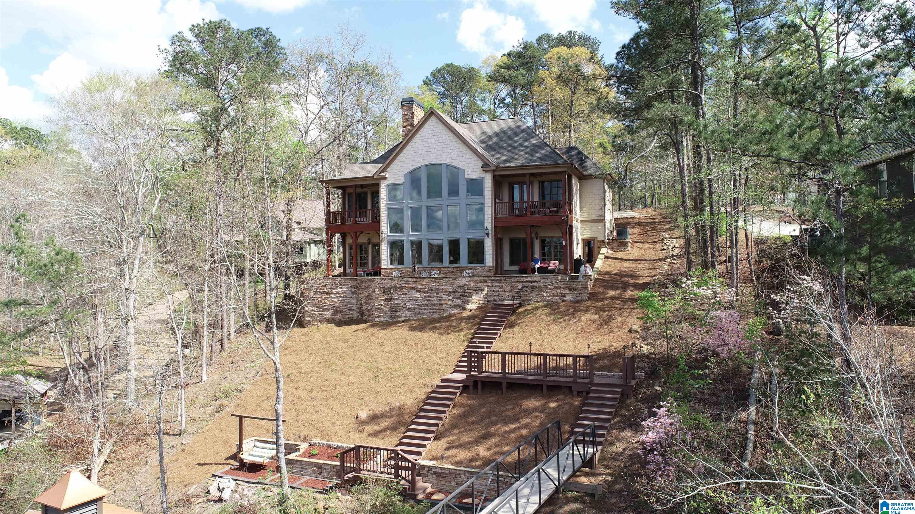 32 SILVERBELL DRIVE