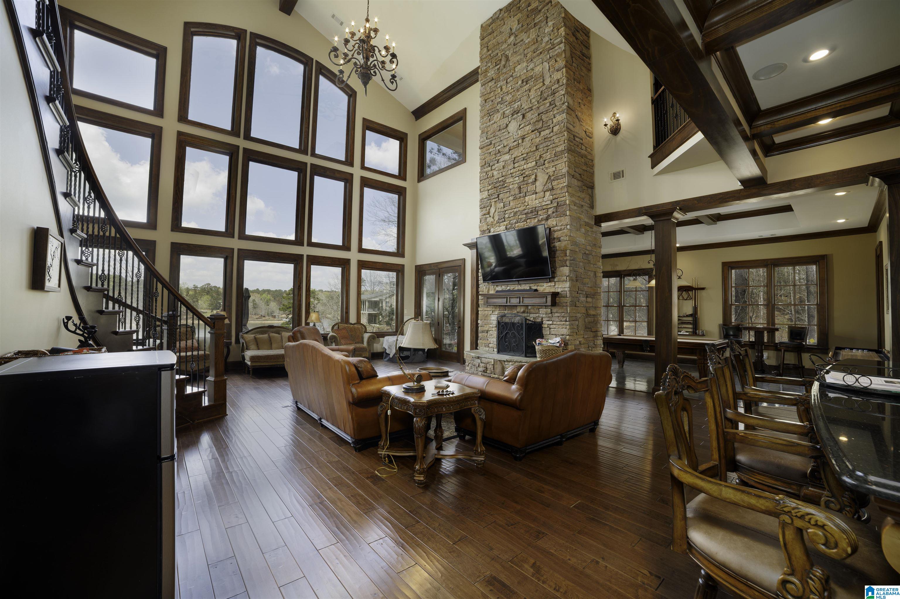 32 SILVERBELL DRIVE