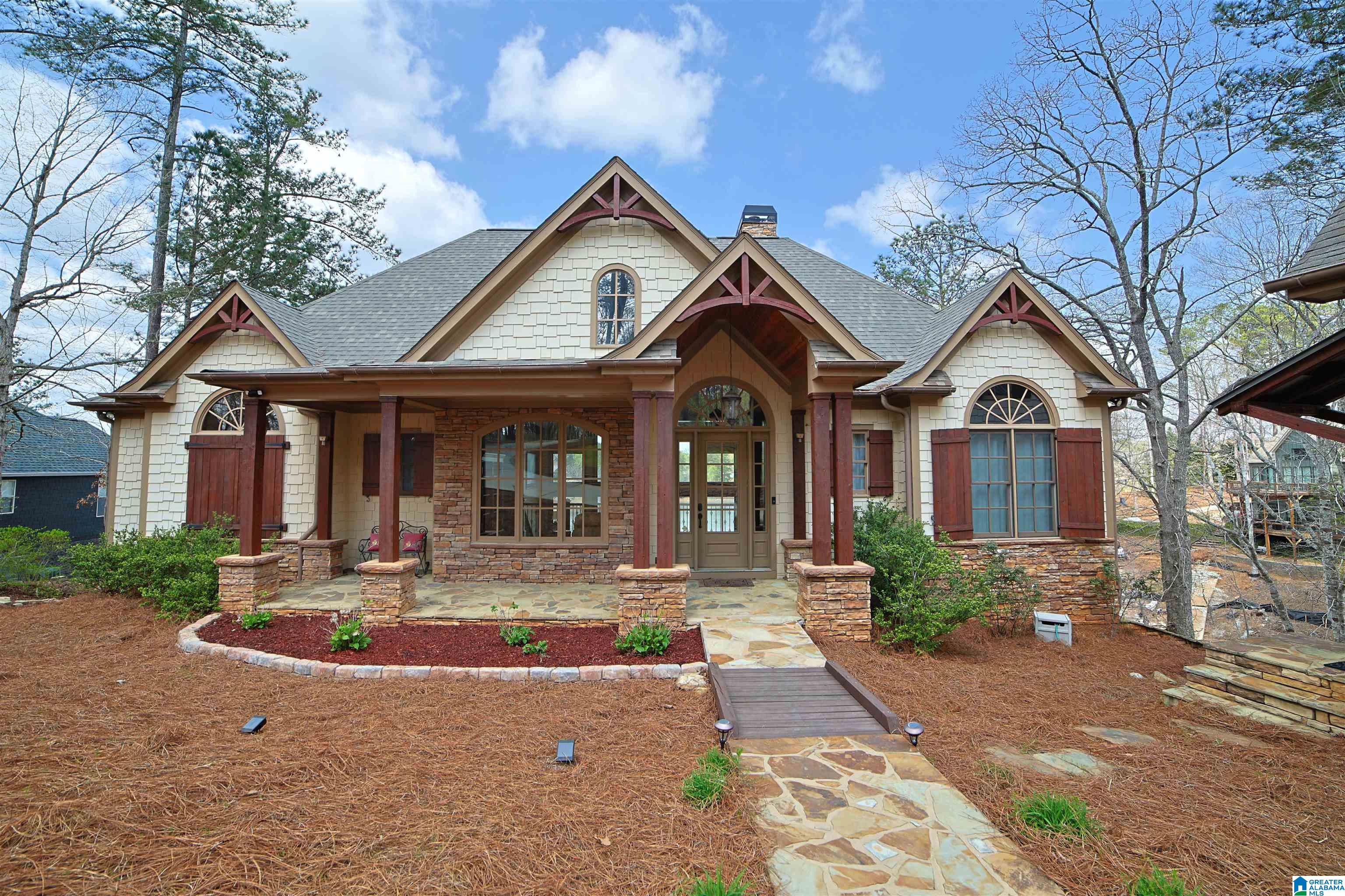 32 SILVERBELL DRIVE