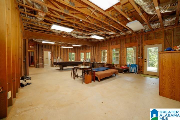 1085 WRIGHT WAY DRIVE