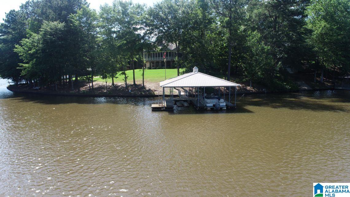 1085 WRIGHT WAY DRIVE