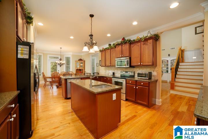 1085 WRIGHT WAY DRIVE