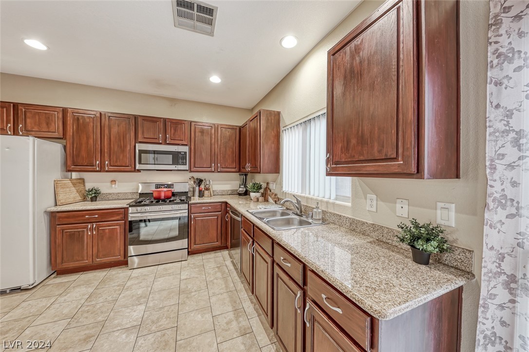 5431 Bradford Pear Drive