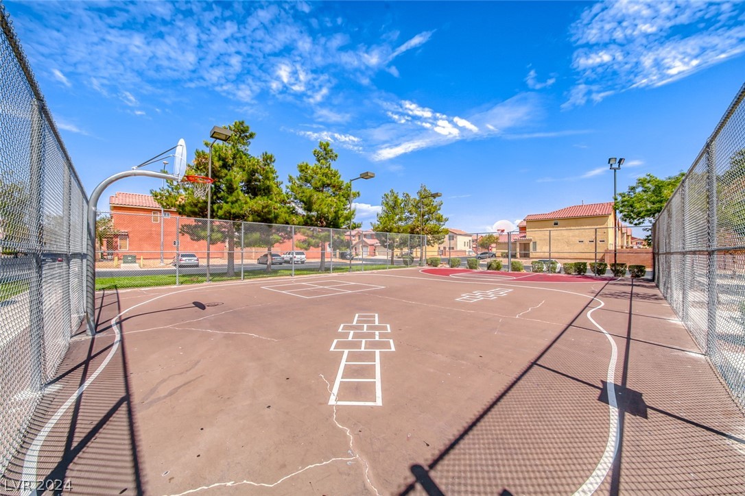 5431 Bradford Pear Drive