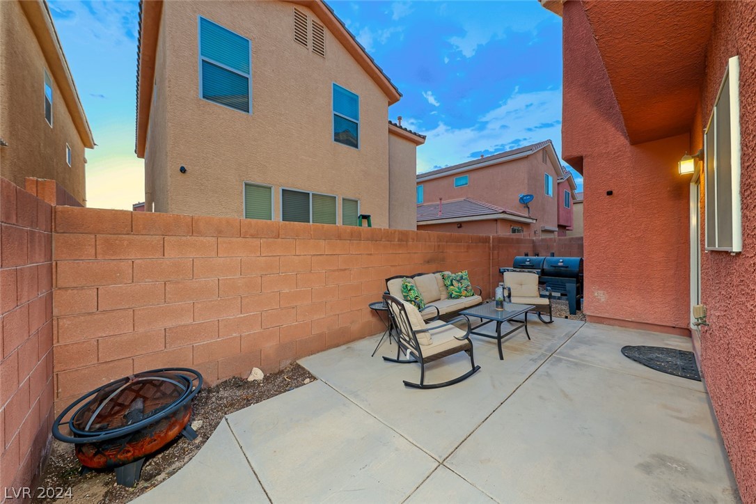 5431 Bradford Pear Drive