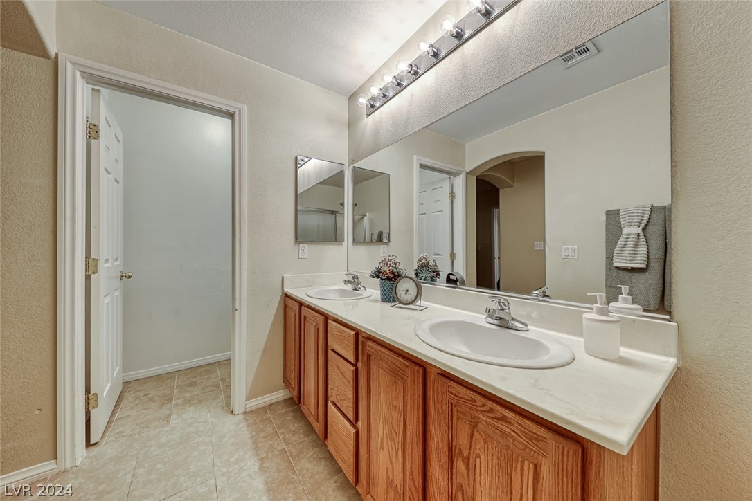 5431 Bradford Pear Drive