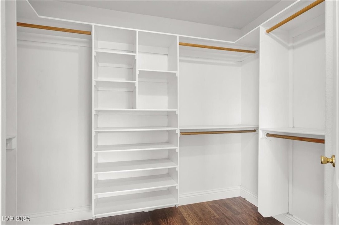 1713 Eddingham Court