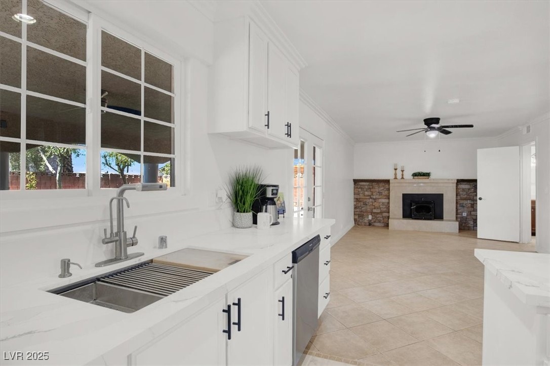 1713 Eddingham Court