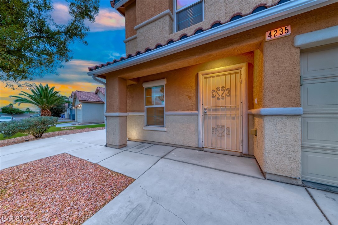 4235 Walnut Glen Drive