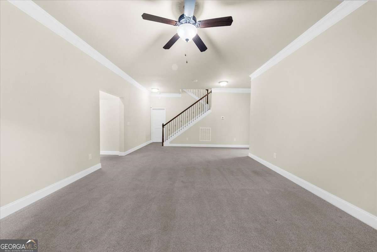 4930 Cecilia Square