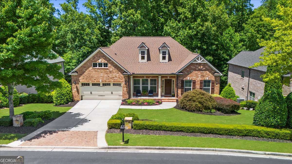 4930 Cecilia Square