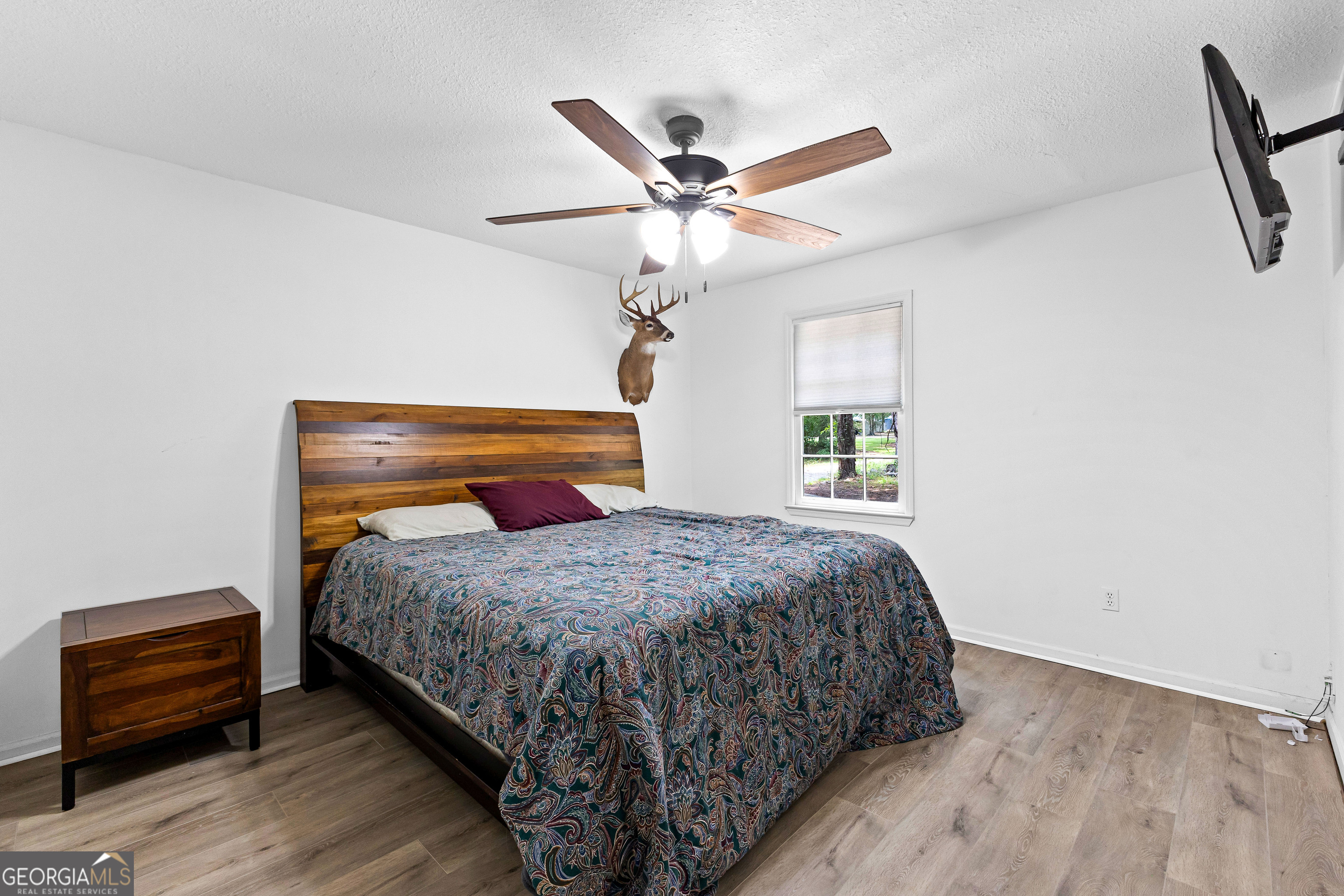 1468 Highway 41 N