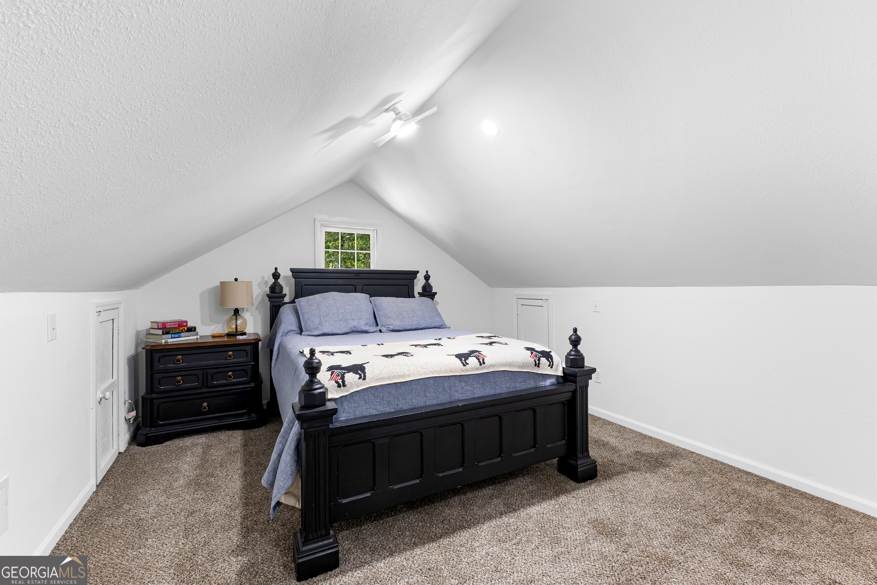 1468 Highway 41 N