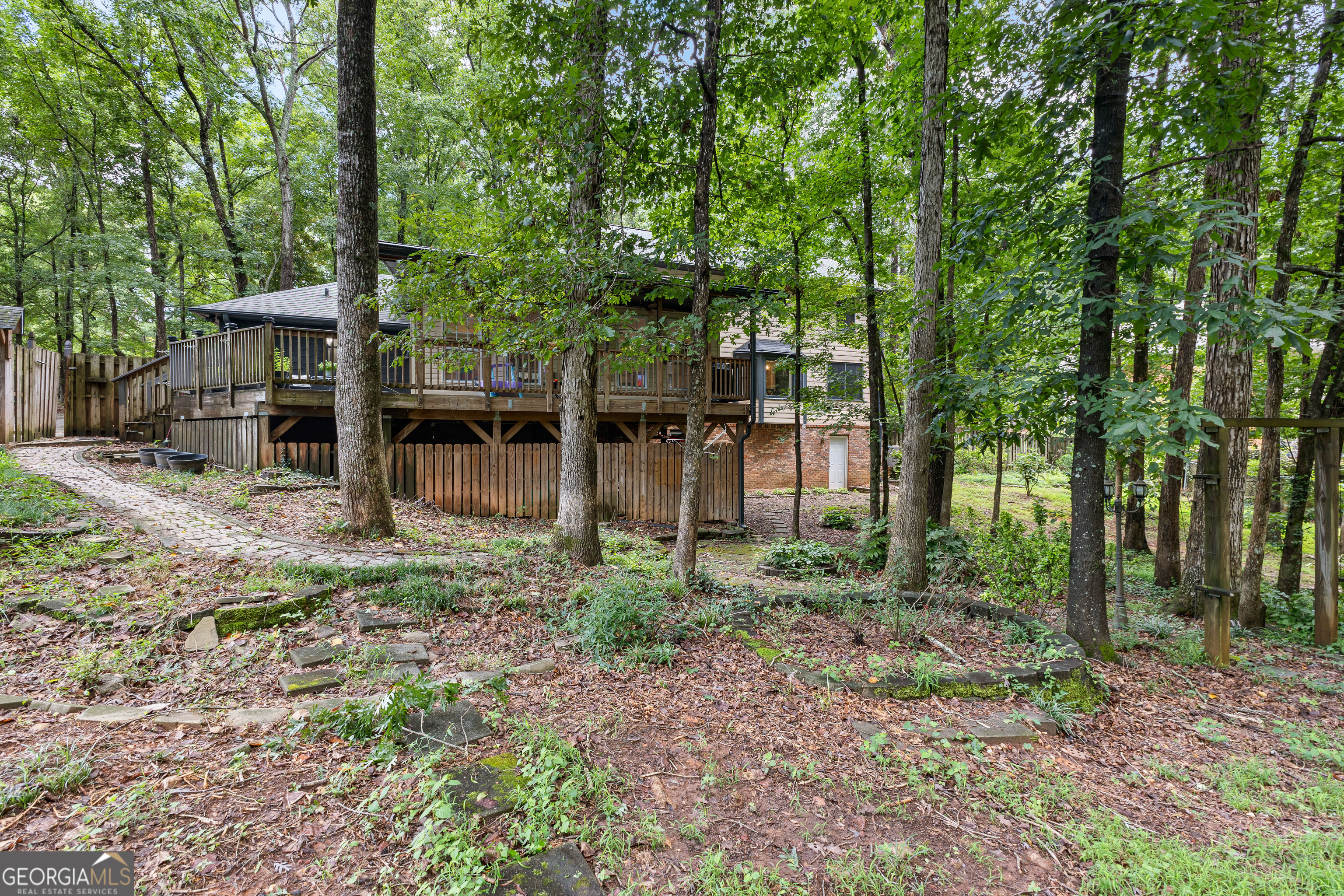 220 Essex Circle