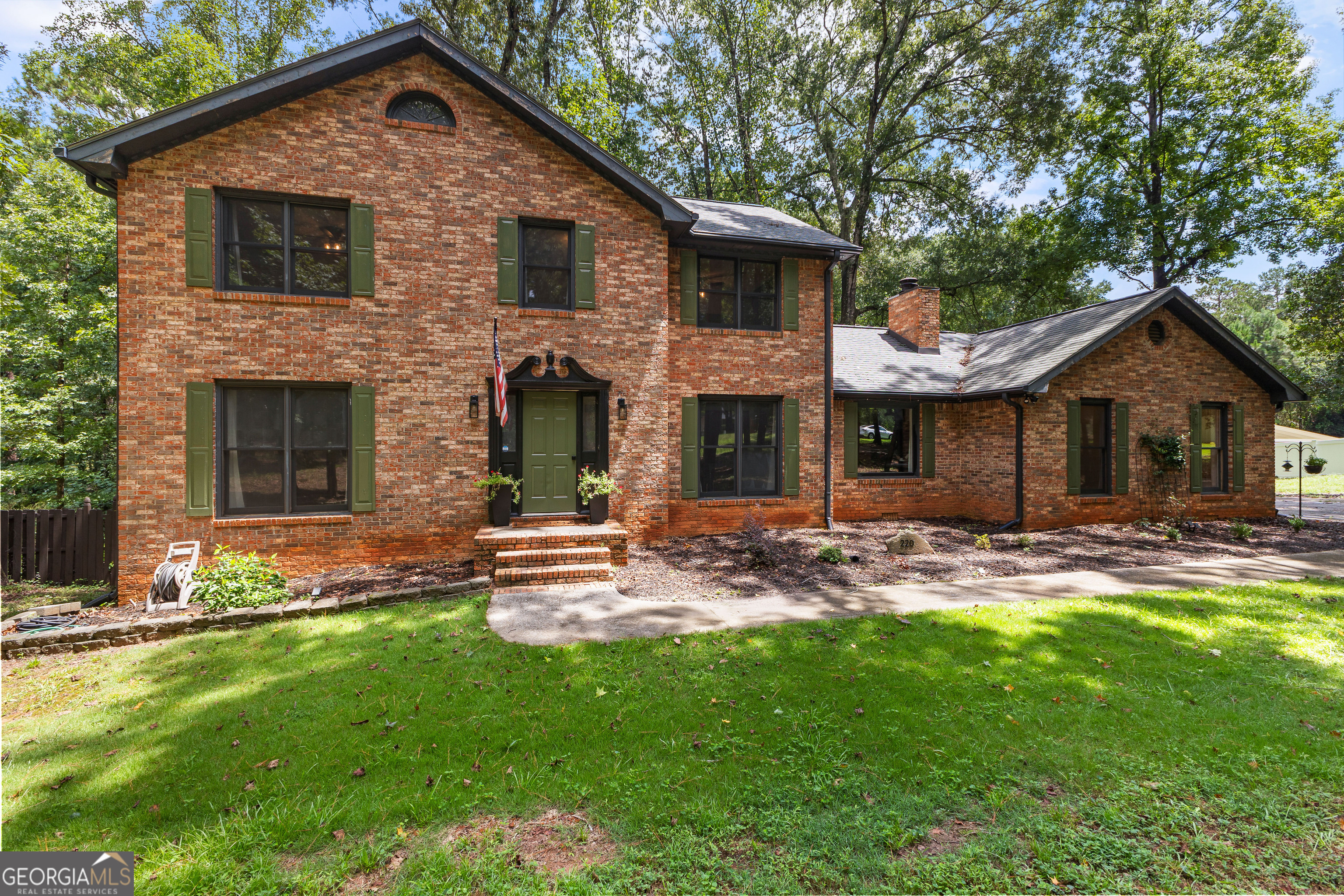 220 Essex Circle