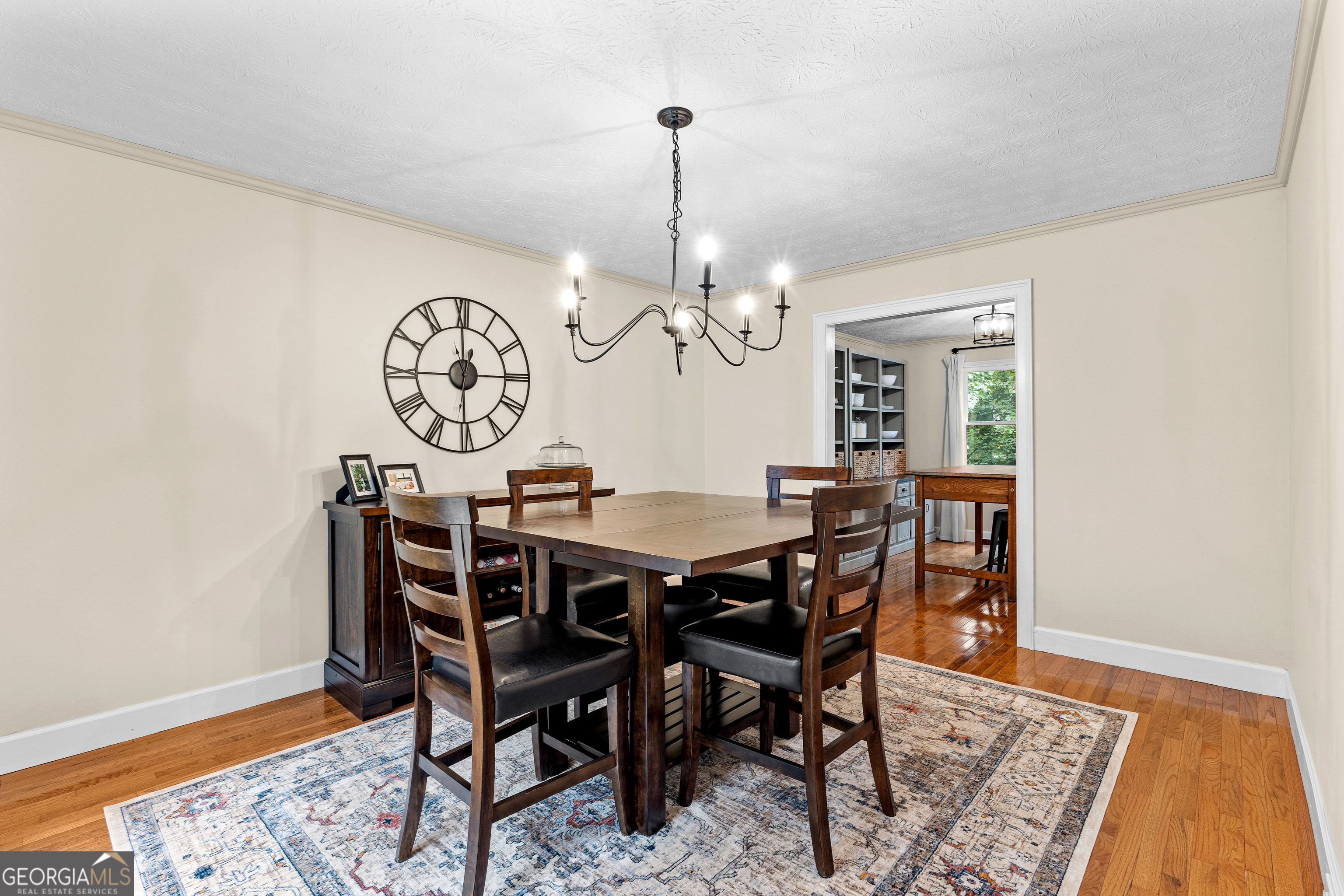 220 Essex Circle
