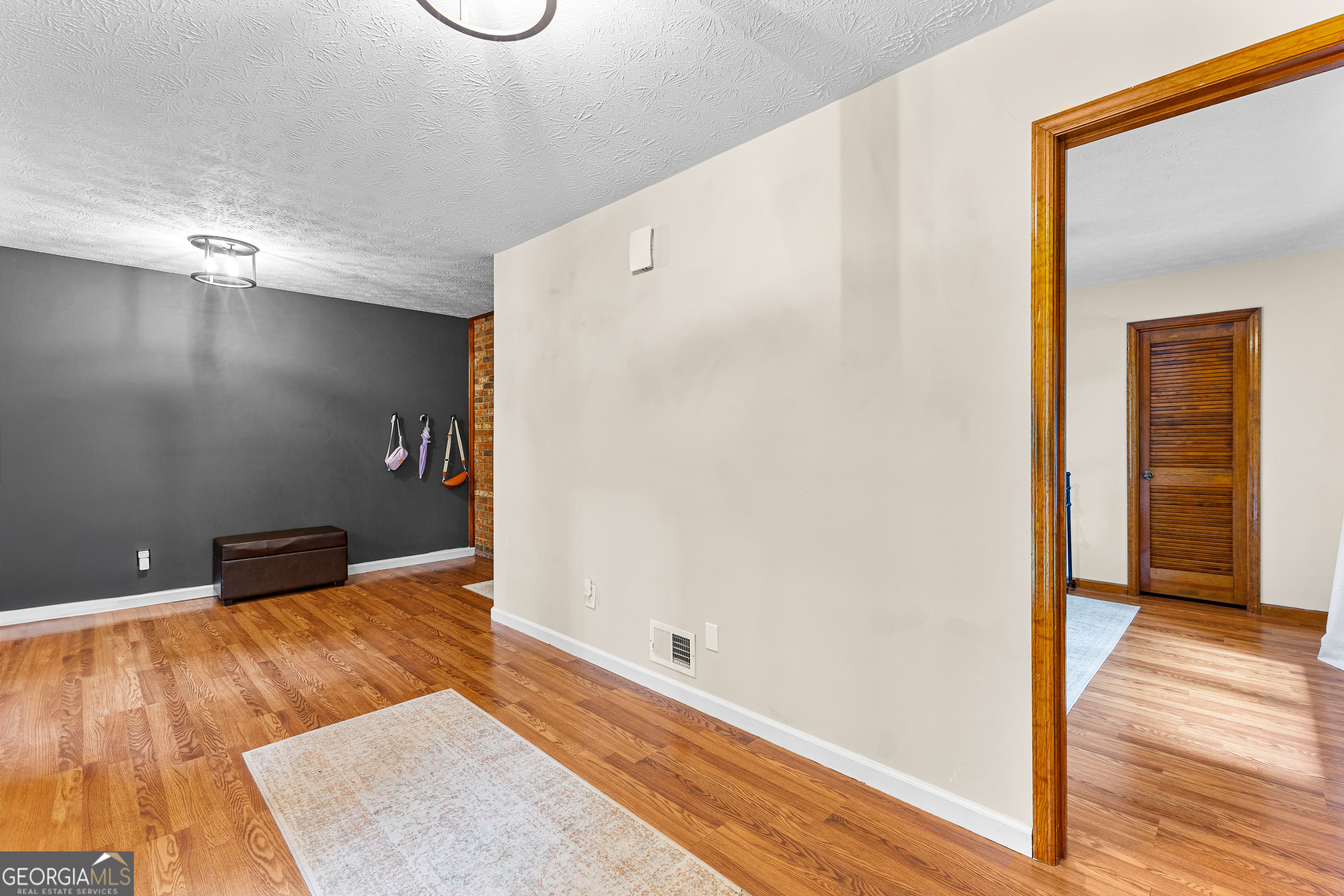 220 Essex Circle