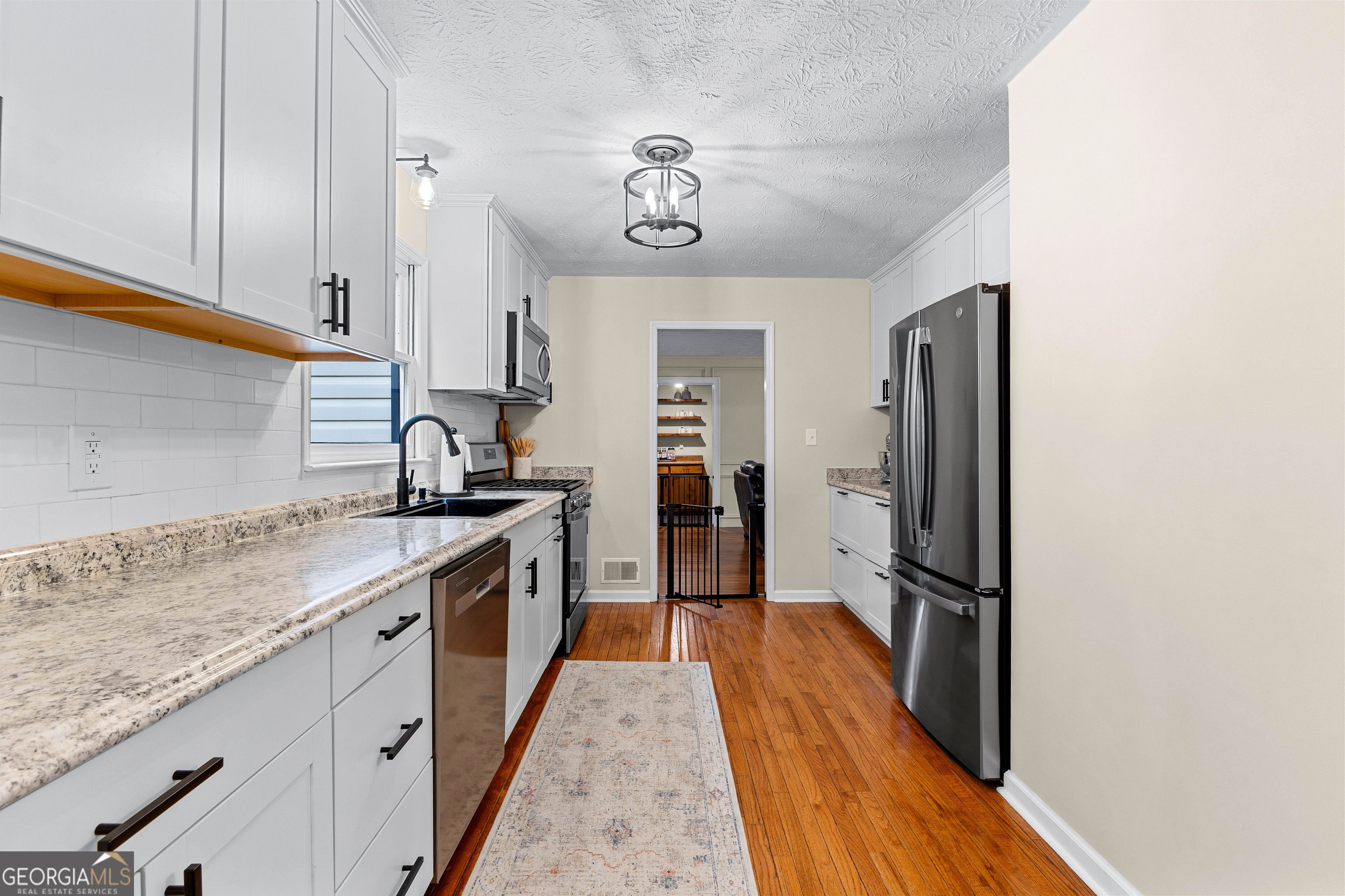 220 Essex Circle